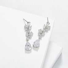 Cargar imagen en el visor de la galería, Aretes Daphne