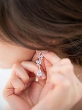 Cargar imagen en el visor de la galería, Aretes Daphne