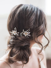 Cargar imagen en el visor de la galería, Ivory Golden Opal Pin (Conjunto 2 pines)