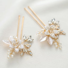 Cargar imagen en el visor de la galería, Ivory Golden Opal Pin (Conjunto 2 pines)