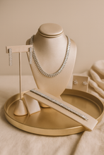 Cargar imagen en el visor de la galería, Carlina Silver Set