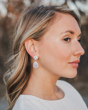 Cargar imagen en el visor de la galería, Aretes Allure