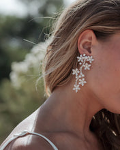 Cargar imagen en el visor de la galería, Aretes Tatiana