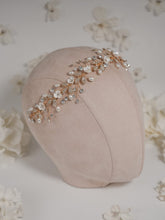 Cargar imagen en el visor de la galería, Golden Goddess Hairvine