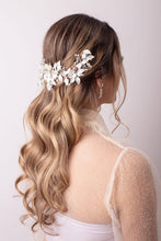 Cargar imagen en el visor de la galería, Mercedes Headpiece