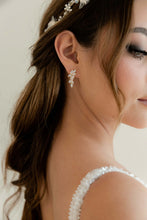 Cargar imagen en el visor de la galería, Aretes Danielle