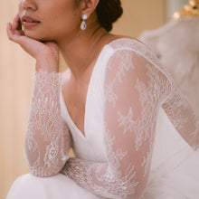 Cargar imagen en el visor de la galería, Aretes Allure