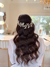 Cargar imagen en el visor de la galería, Glam Leaf Headpiece