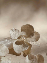 Cargar imagen en el visor de la galería, Trio de Peinetas Farah (Natural)