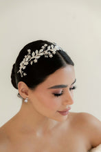 Cargar imagen en el visor de la galería, Tocado Opal Crystal
