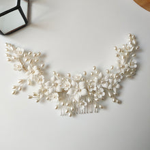 Cargar imagen en el visor de la galería, Tocado Fiorella