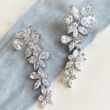 Cargar imagen en el visor de la galería, Delilah Earrings
