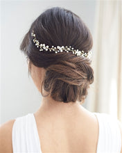 Cargar imagen en el visor de la galería, Pretty Floral Hair Vine